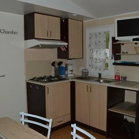 Mobilhome De Particulier Au Camping 4*